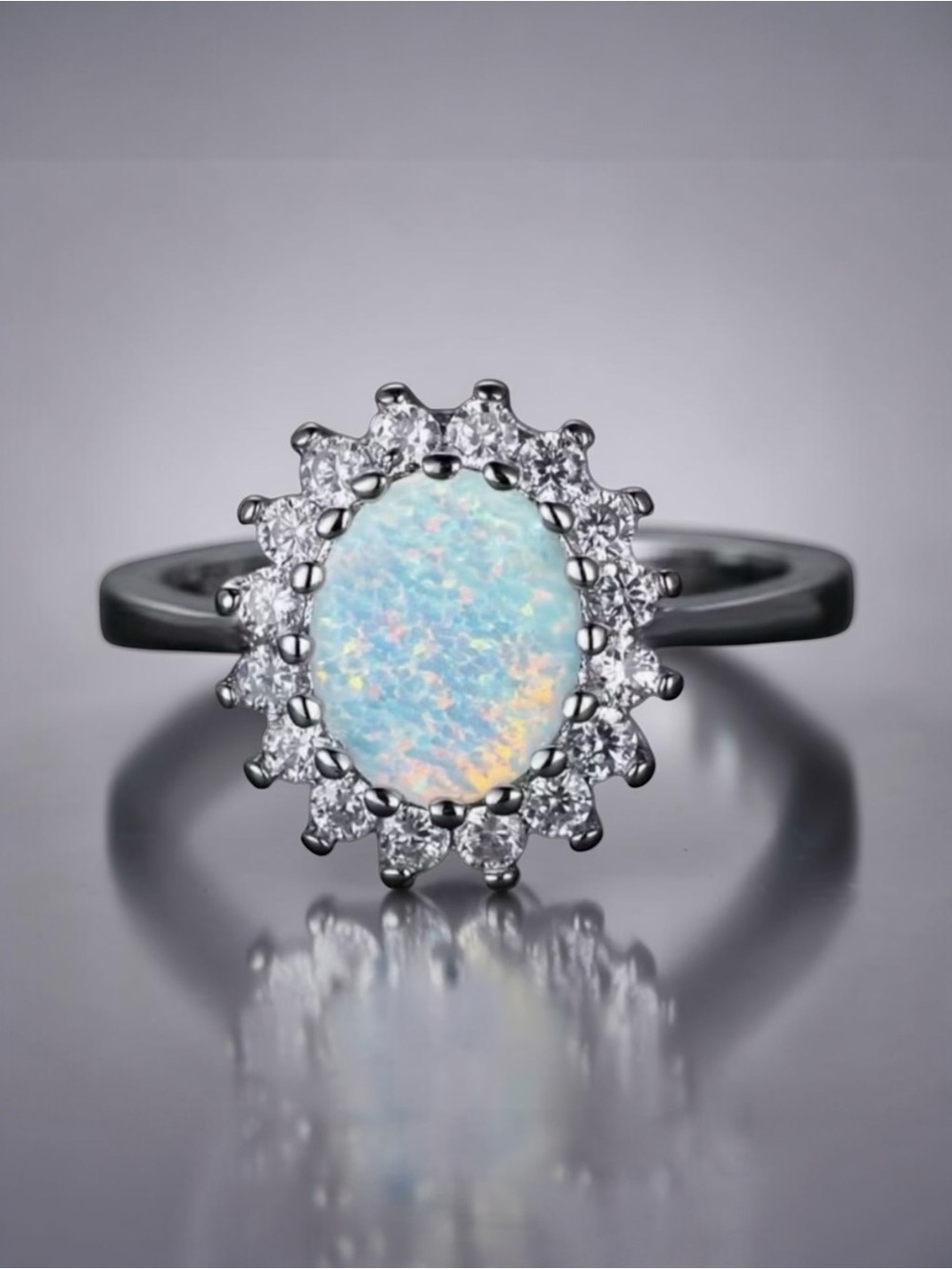 18k Gold Platef Opal Ring with CZ Gems. New.